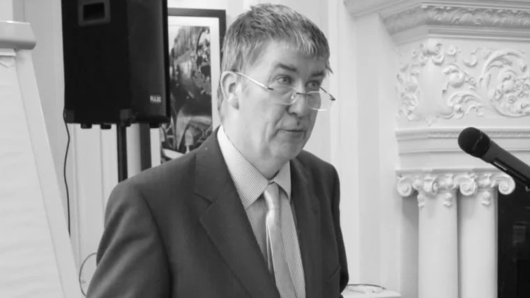 UKIP candidate steps down as chair of far-right group